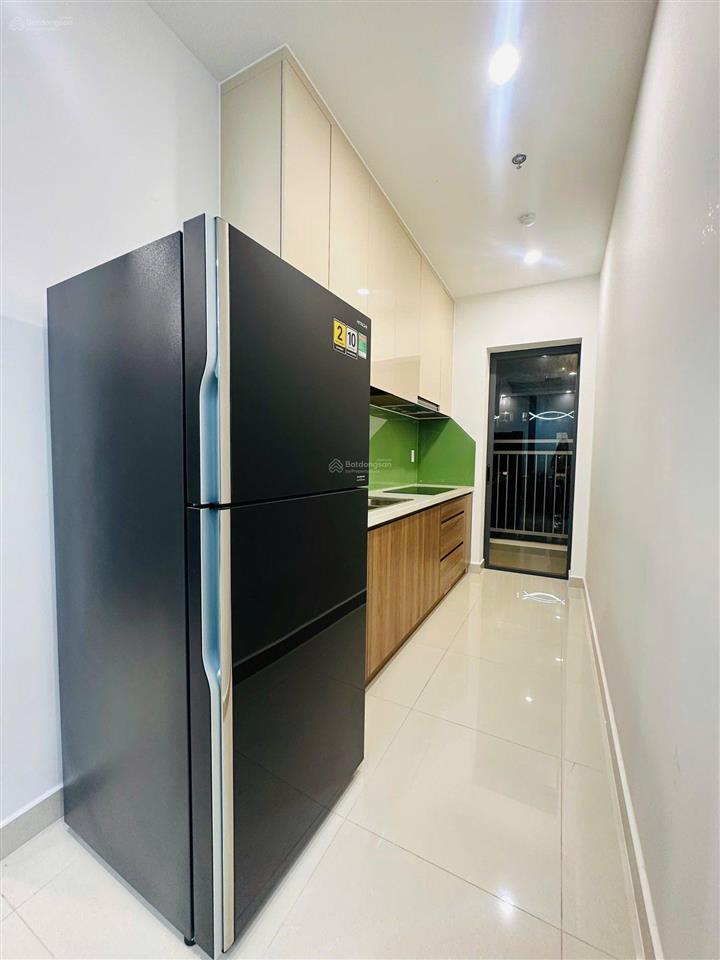 Bán nhanh căn hộ screc tower q. 3 gồm 2pn 2wc  dt 78m2  tầng trung view thoáng mát giá 1 tỷ 980