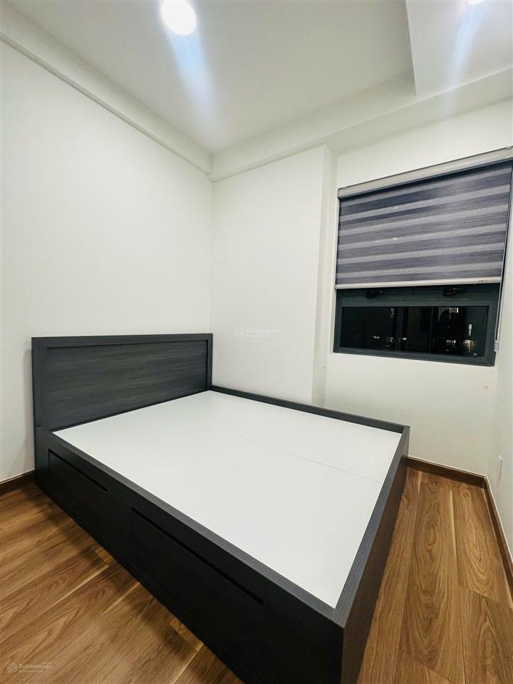 Bán nhanh căn hộ screc tower q. 3 gồm 2pn 2wc  dt 78m2  tầng trung view thoáng mát giá 1 tỷ 980