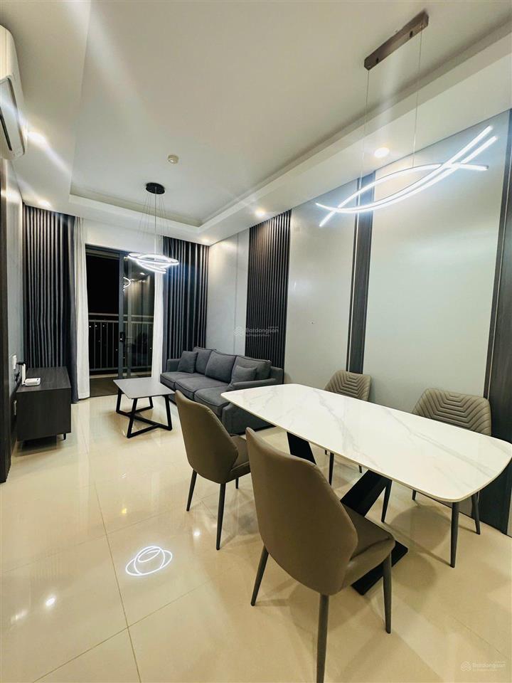 Bán nhanh căn hộ screc tower q. 3 gồm 2pn 2wc  dt 78m2  tầng trung view thoáng mát giá 1 tỷ 980