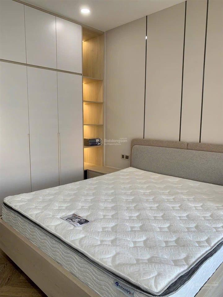 Gấp bán nhanh căn hộ m  one quận 7  dt 72m2  tầng trung  view thoáng mát, giá có bớt lộc