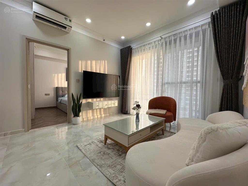 Gấp bán nhanh căn hộ m  one quận 7  dt 72m2  tầng trung  view thoáng mát, giá có bớt lộc
