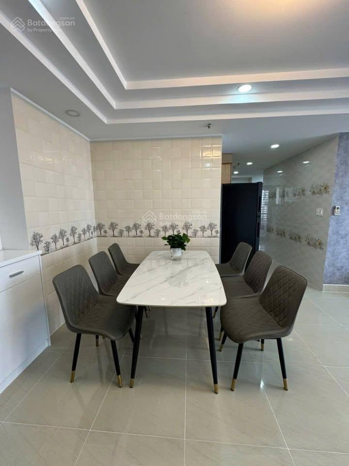 Bán gâp nhanh căn hộ newton residence  phú nhuận  dt78m2  tầng trung thoáng  giá 2 ty680 triệu