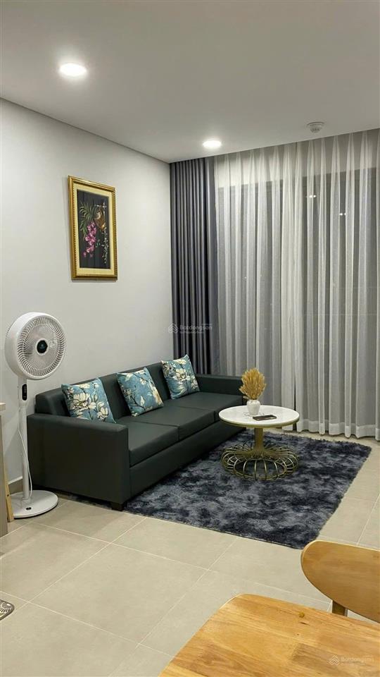 Cần bán gấp căn hộ cosmo city, q.7, dt 72m2, 2pn 2wc, nội thất đầy đủ, có sổ hồng riêng, giá 1tỷ92