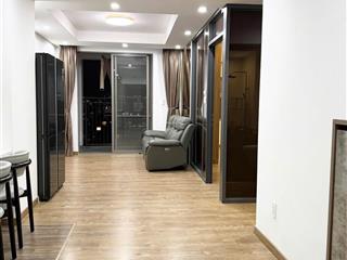 Chủ bán nhanh căn hộ river panorama  quận 7  dt 68m2  tầng trung  giá 2 ty 020 trieu có bớt lộc