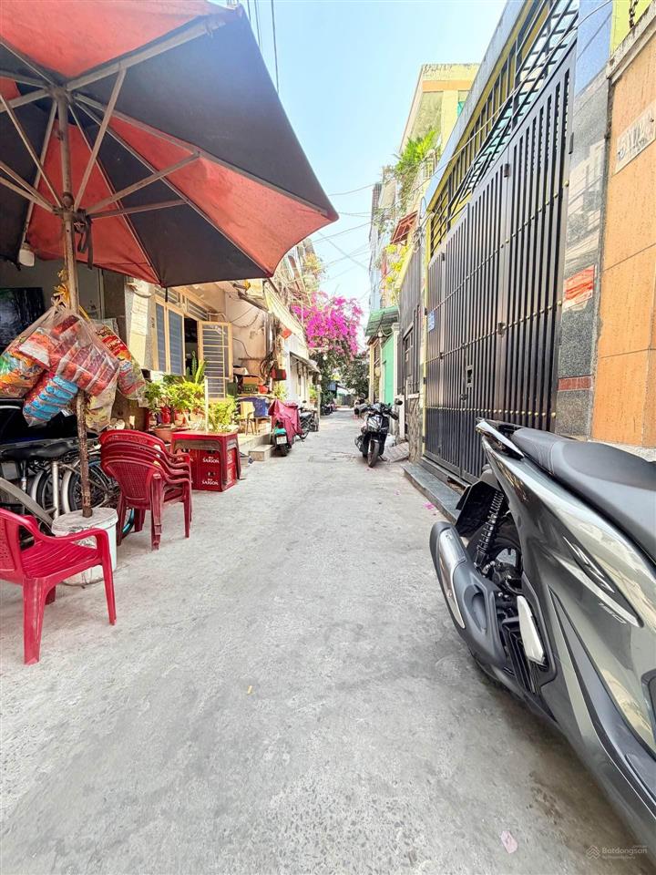 Bán gấp nhà dương bá trạc 46m2 2 tầng hẻm xe hơi