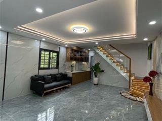 Giáp tên lửa  hxh  nhà mới 2 tầng  3pn  full nội thất  nhỉnh 4.x tỷ