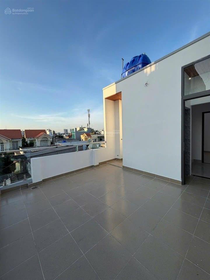 Bán nhà mặt phố chiến lược, giá tốt 5,48 tỷ, 40m2, 4pn, 5wc, bình tân, tp.hcm