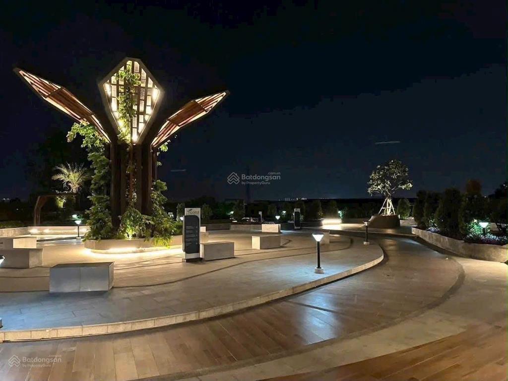 Chỉ 7,9 triệu (hỗ trợ đàm phán giá với chủ nhà), view hấp dẫn