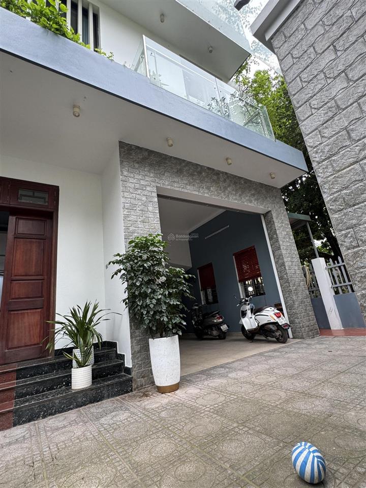 Bán biệt thự tại bát khối, 21,9 tỷ, 152m2, uy tín bán gấp