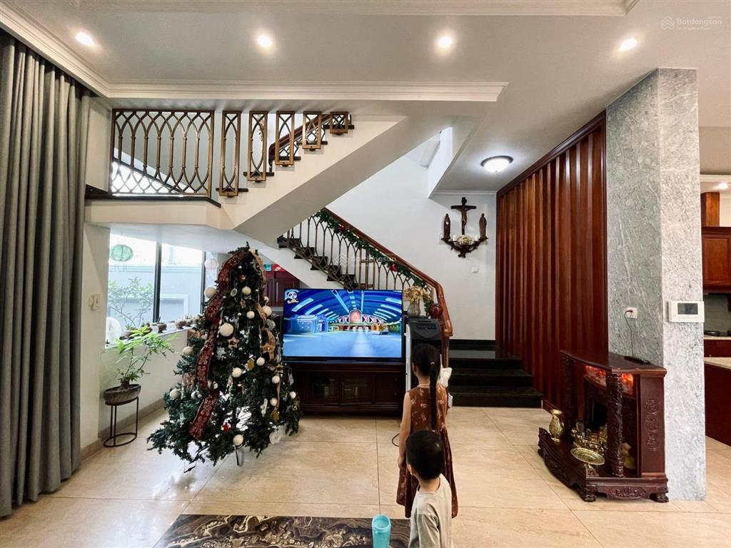 Biệt thự sân vườn đặng thuỳ trâm  ngang 10m bề thế  ngay khu vip bình thạnh giá nhỉnh 29 tỷ