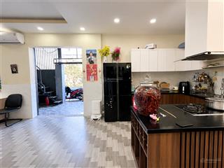 Nhà bề thế ngang 8m  hẻm xe hơi  quốc lộ 13 hiệp bình