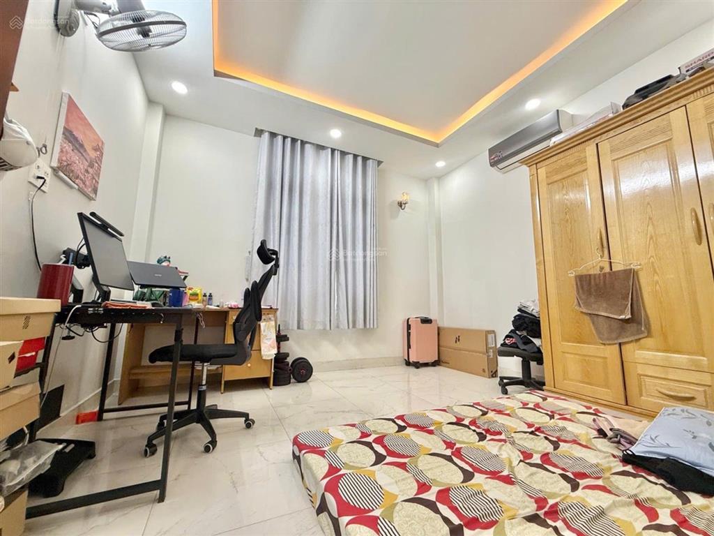 Nhà 3 tầng sau gigamall  đường số 26  khu phân lô biệt thự
