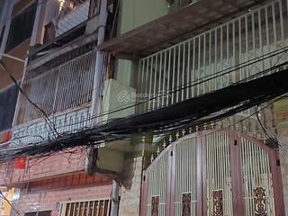 Bán nhà đẹp trung tâm quận 1.
50m ra mặt tiền trần hưng đạo.
hẻm xe hơi  sau 5 căn ra mặt tiền.