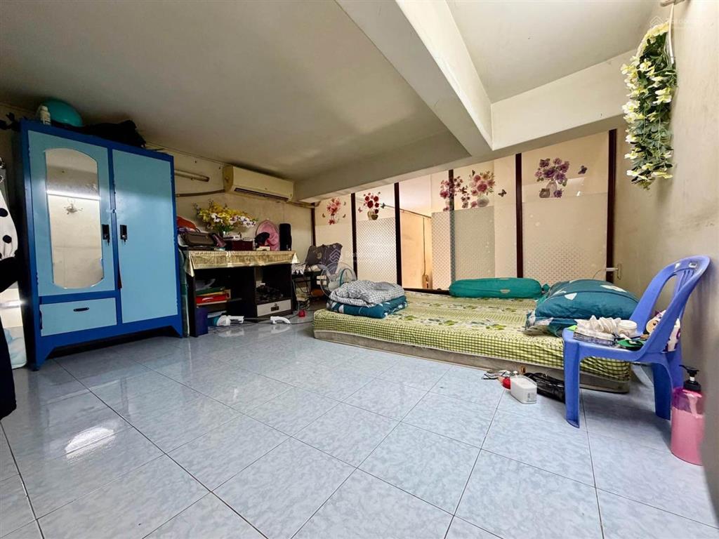 Nhà phố đẹp quận 1. khu vực hiếm người bán  ngay sát mặt tiền nguyễn thái bình. giá chỉ 7tỷx