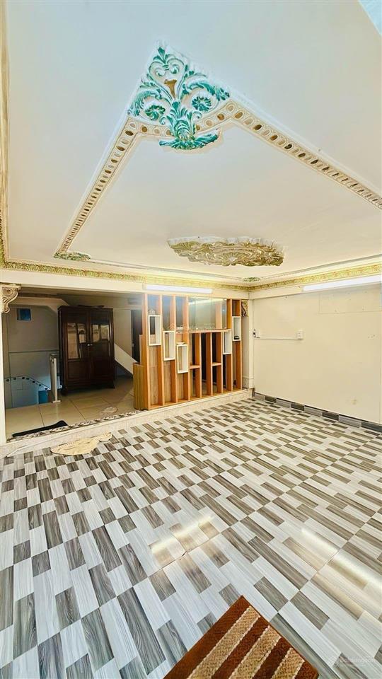 Nhà vị trí vip phố tây quận 1.
đặc biệt nhà gần công viên 23 tháng 9  phạm ngũ lão nhiều tiện ích.