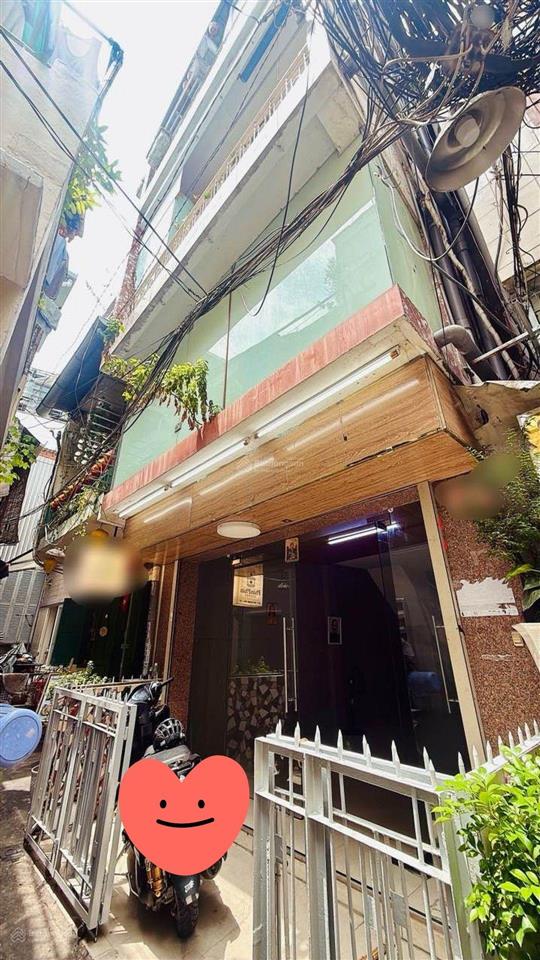 Nhà vị trí vip phố tây quận 1.
đặc biệt nhà gần công viên 23 tháng 9  phạm ngũ lão nhiều tiện ích.