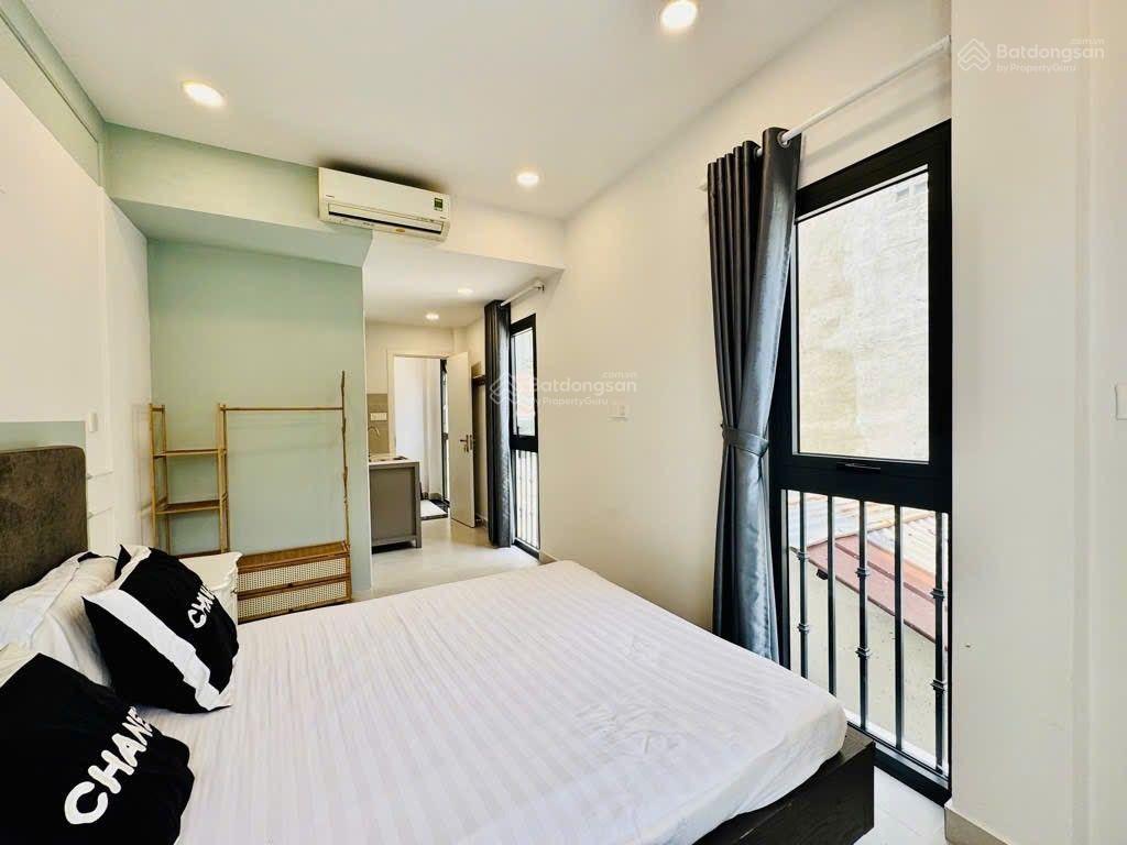 Nhà đẹp 4 tầng ngay phố đi bộ bùi viện quận 1.
 giá chỉ 7,99tỷx
