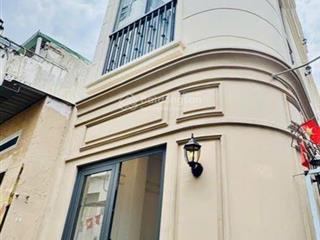 Bán nhà đẹp 4 tầng ngay phố đi bộ bùi viện quận 1  giá chỉ 8tỷx
