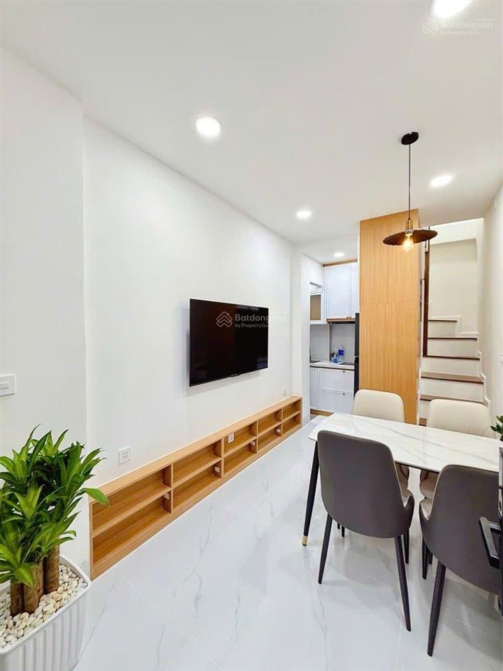 Siêu phẩm mini house phố đi bộ bùi viện quận 1.
khu víp hiếm nhà bán, sát mặt tiền