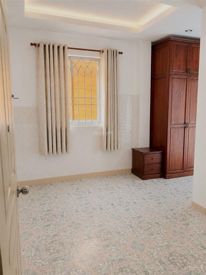 Nhà mặt tiền khu phố tây bùi viện.
 với vị trí cực kỳ đắc địa  kinh doanh quán bar, khách sạn