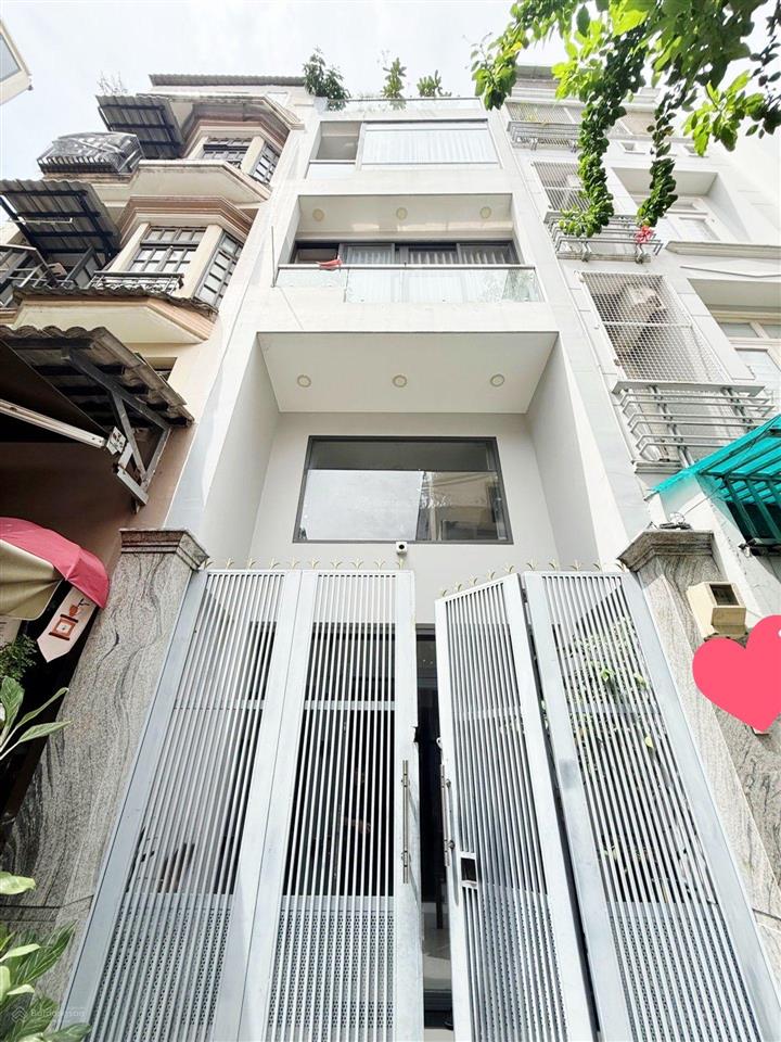 Siêu phẩm 5 tầng kiến trúc sư thiết kế ngay trung tâm  quận 3. 12 tỷ