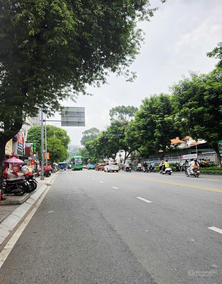 Nhà đẹp 4 lầu  nguyễn thị minh khai  quận 3.
tài chính 10 tỷ x.