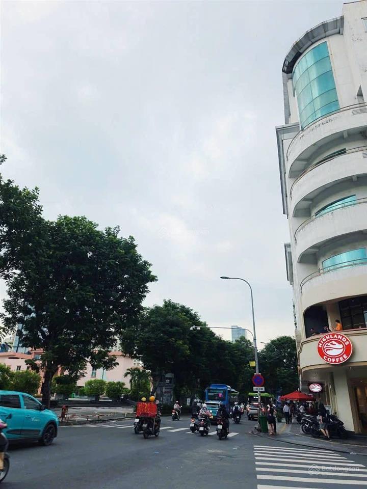 Chủ ngộp bán căn 4t ngay công viên 23/9. phạm ngũ lão quận 1.