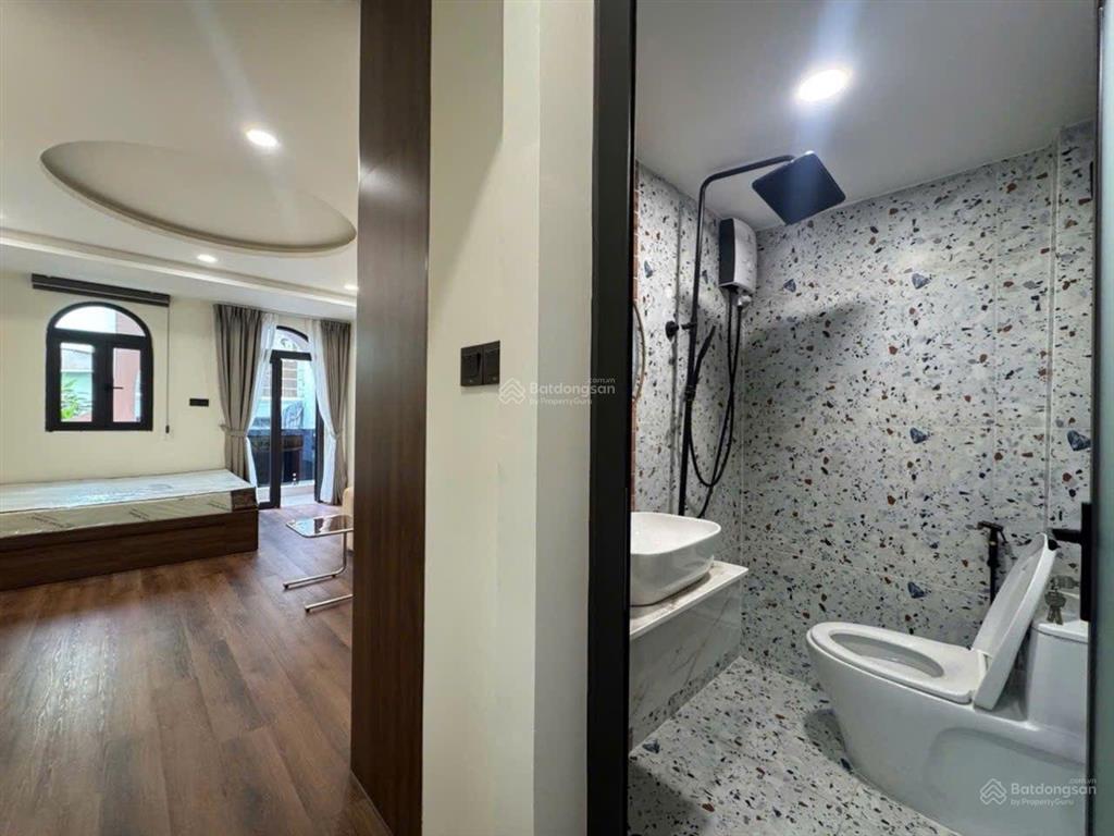 Nhà đẹp, giá tốt, full nội thất  võ văn kiệt  quận 1. chỉ 6tỷx