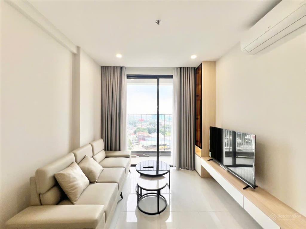 Căn hộ 2pn2wc full nội thất đẹp tại the emerald golf view