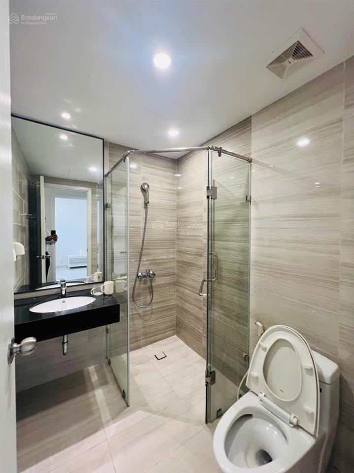 Căn hộ 2pn2wc full nội thất đẹp tại the emerald golf view