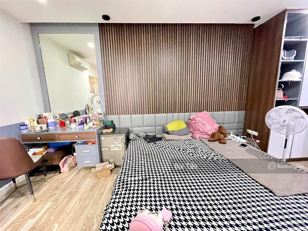 Bán gấp căn hộ chung cư tòa phú gia residence nguyễn huy tưởng dt 102m2, 3 phòng ngủ, nội thất đẹp