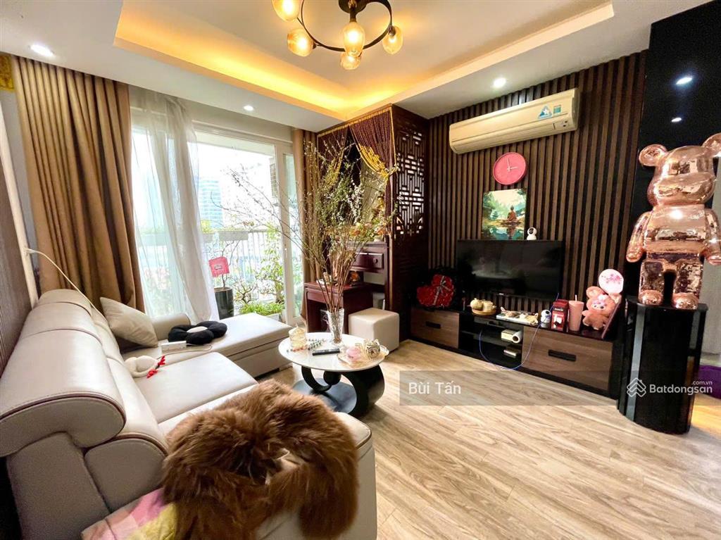 Bán gấp căn hộ chung cư tòa phú gia residence nguyễn huy tưởng dt 102m2, 3 phòng ngủ, nội thất đẹp