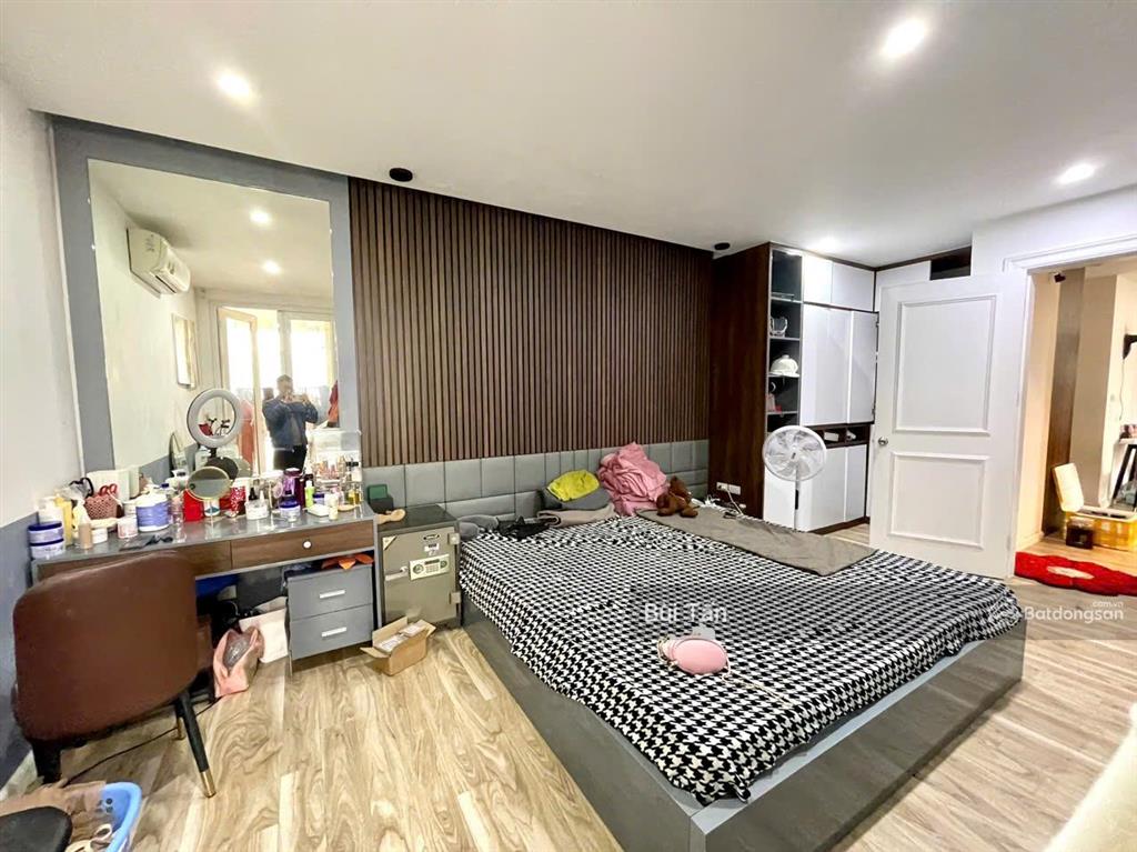 Bán gấp căn hộ chung cư tòa phú gia residence nguyễn huy tưởng dt 102m2, 3 phòng ngủ, nội thất đẹp