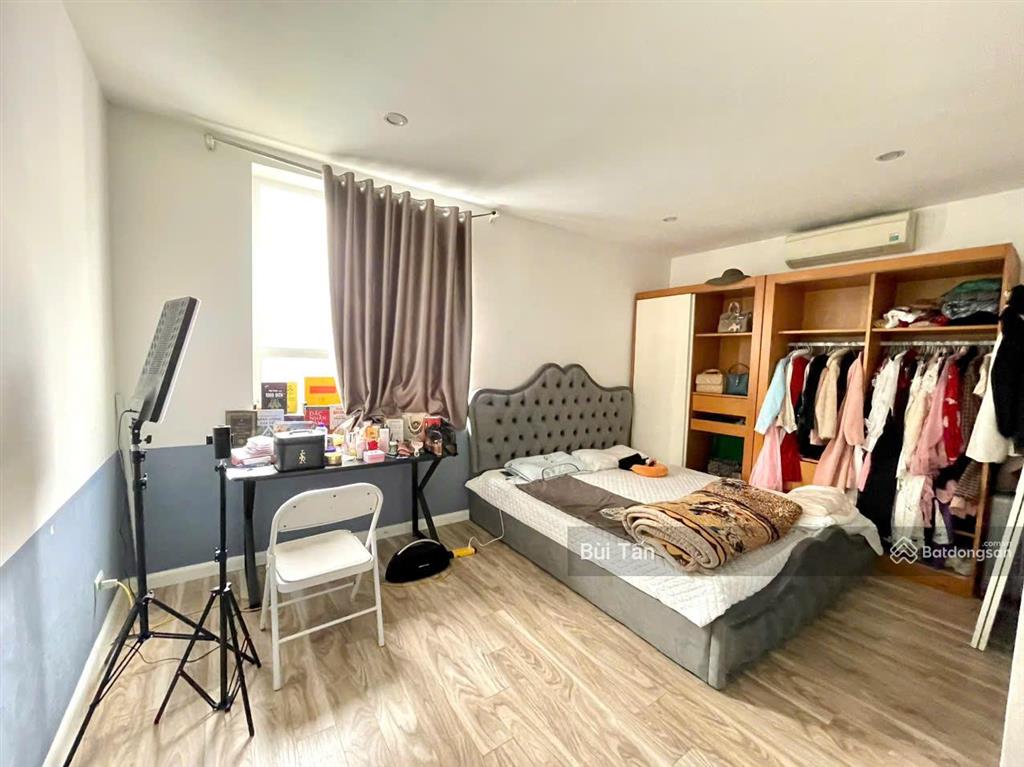 Bán gấp căn hộ chung cư tòa phú gia residence nguyễn huy tưởng dt 102m2, 3 phòng ngủ, nội thất đẹp