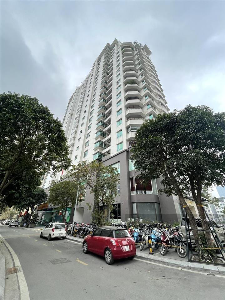 Bán gấp căn hộ chung cư tòa n09b2 đtm dịch vọng, dt 123m2, 3 pn, căn góc, view công viên cầu giấy