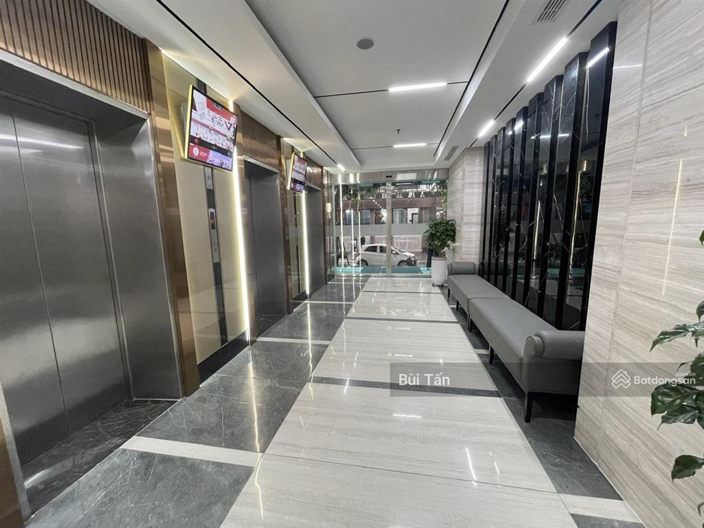 Bán gấp căn hộ chung cư tòa n09b2 đtm dịch vọng, dt 123m2, 3 pn, căn góc, view công viên cầu giấy