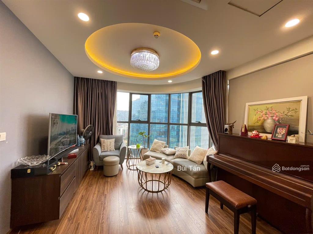 Bán căn hộ the golden palm lê văn lương 102m2, 3 phòng ngủ, nội thất hiện đại, view đẹp dự án