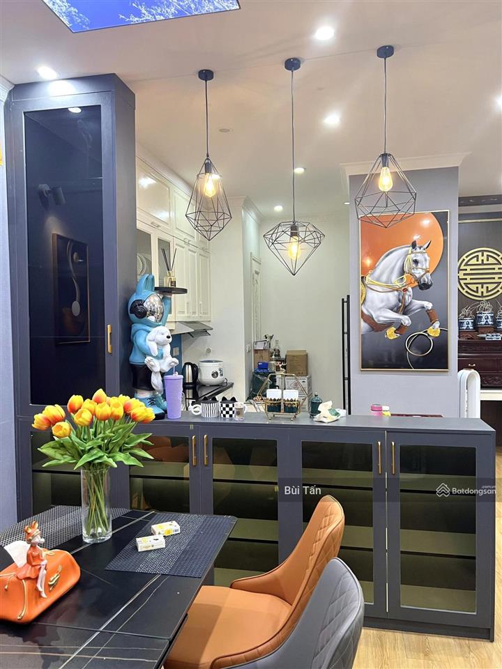Bán gấp căn hộ chung cư tòa trung yên plaza dt 112m2, 3 pn nội thất hiện đại, tầng đẹp, view thoáng