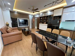 Bán gấp căn hộ chung cư 30t nam trung yên dt 59m2, 2 phòng ngủ nội thất đẹp, view hồ điều hòa