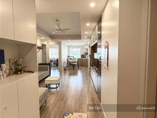 Bán căn hộ tòa green park tower dt 105m2, 3 phòng ngủ 2 wc, tầng đẹp căn góc thoáng, view hồ