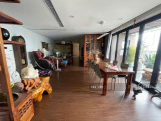 Bán căn penhouse tòa phú gia residence dt 230m2 thiết kế 4 phòng ngủ, có sân vườn, căn góc view đẹp