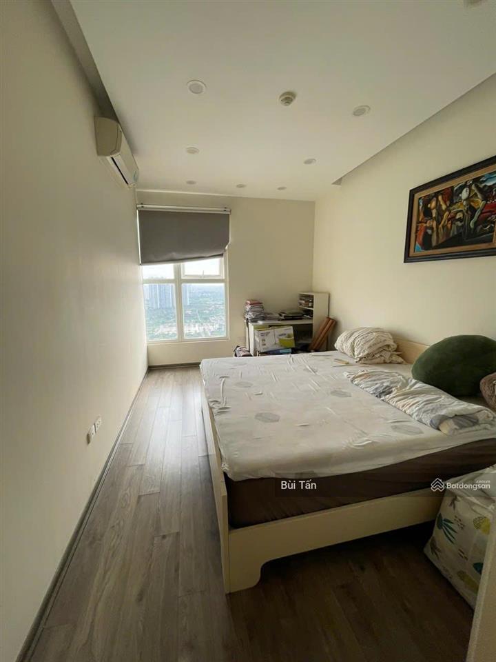 Bán gấp căn hộ chung cư tòa ct4 vimeco dt 101m2, thiết kế 3 ngủ, 2 vs, nội thất đẹp, view thoáng