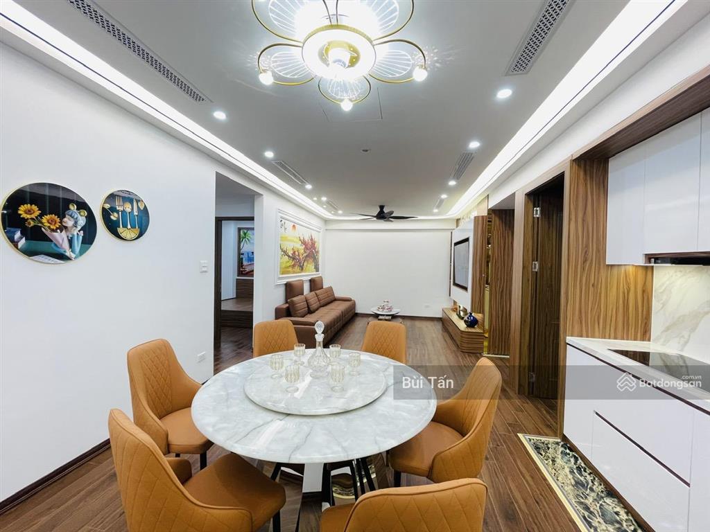 Bán gấp căn hộ chung cư tòa n09b2 kđt dịch vọng dt 126m2, 3 phòng ngủ, 2 wc view công viên cầu giấy