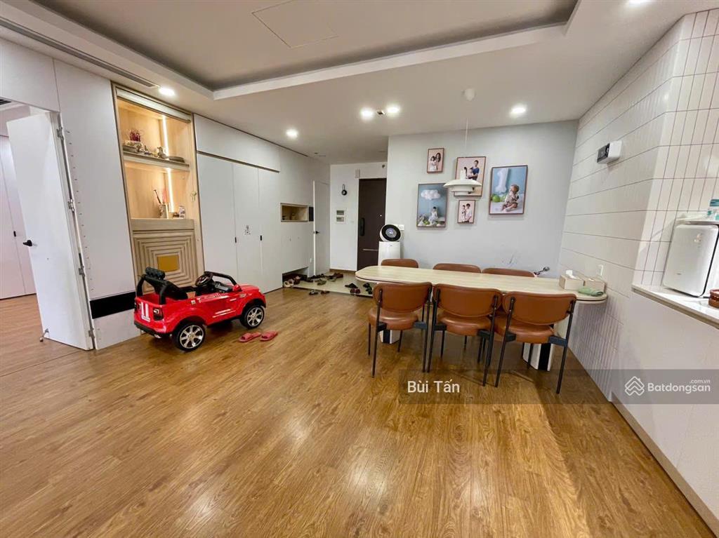 Bán căn hộ chung cư tòa the park home dt 80.5m2, thiết kế 2 ngủ 2wc, căn góc thoáng, nội thất đẹp