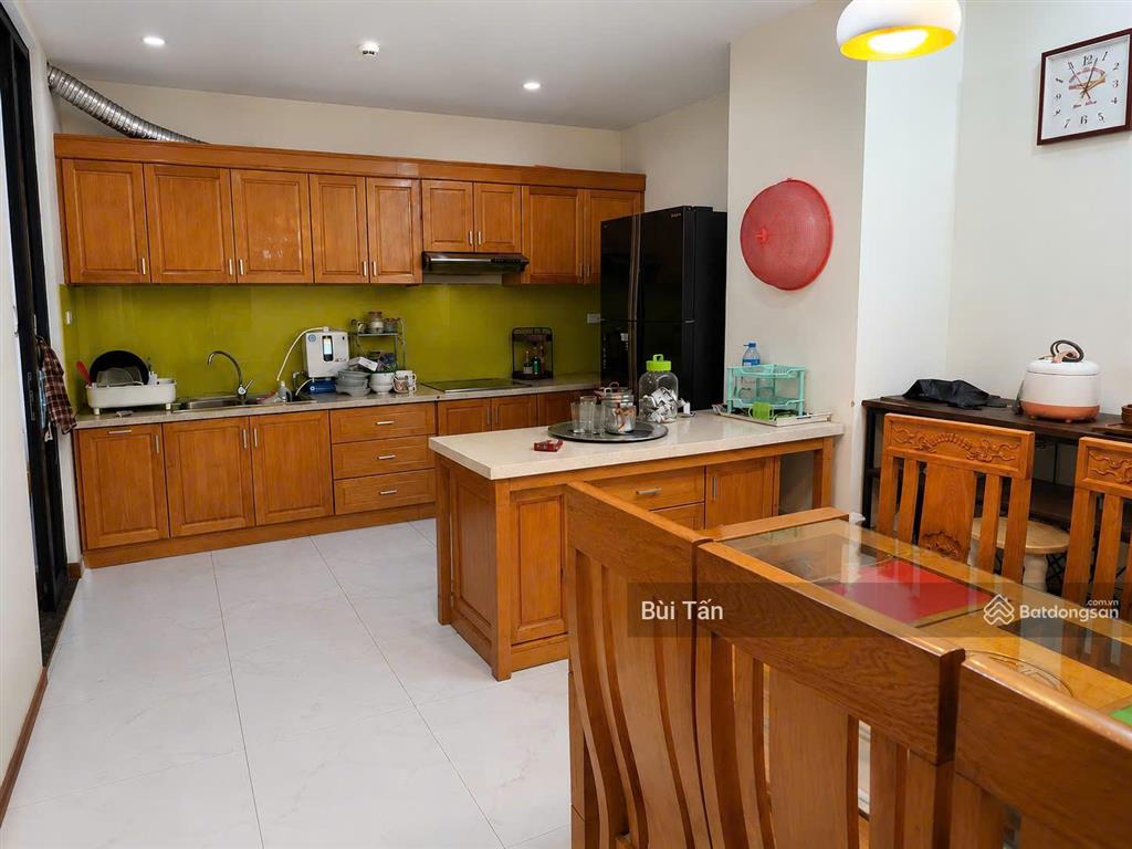 Bán gấp căn hộ chung cư tòa yên hòa sunshine vũ phạm hàm dt 140m2, 3 phòng ngủ, căn góc view thoáng