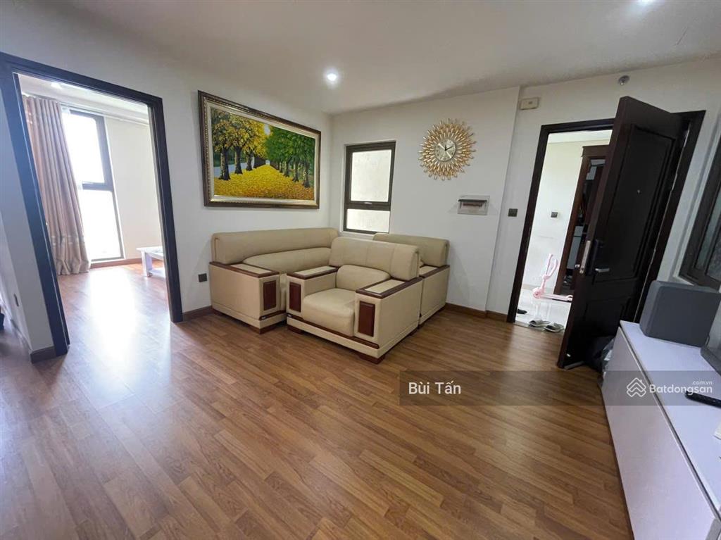 Cho thuê căn hộ home city trung kính dt 71m2, 2 phòng ngủ, đủ đồ, tầng trung đẹp view thoáng
