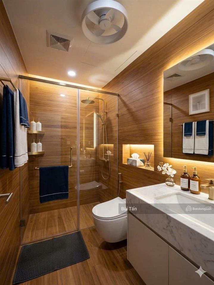 Bán gấp căn hộ chung cư tòa phú gia residence 102m2, 3 phòng ngủ, nội thất đẹp, có lốt otô dưới hầm