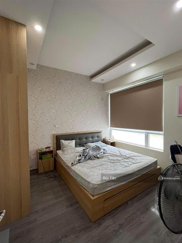 Bán gấp căn hộ n07b3 kđt dịch vọng dt 94m2 thiết kế 2 ngủ 2 vệ sinh, tầng đẹp thoáng, gần công viên