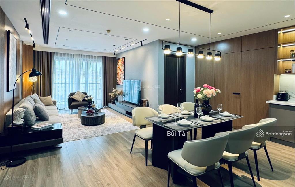 Bán gấp căn hộ tòa star tower dương đình nghệ 139m2, 3 phòng ngủ, 3vs, căn góc thoáng, có lốt ô tô