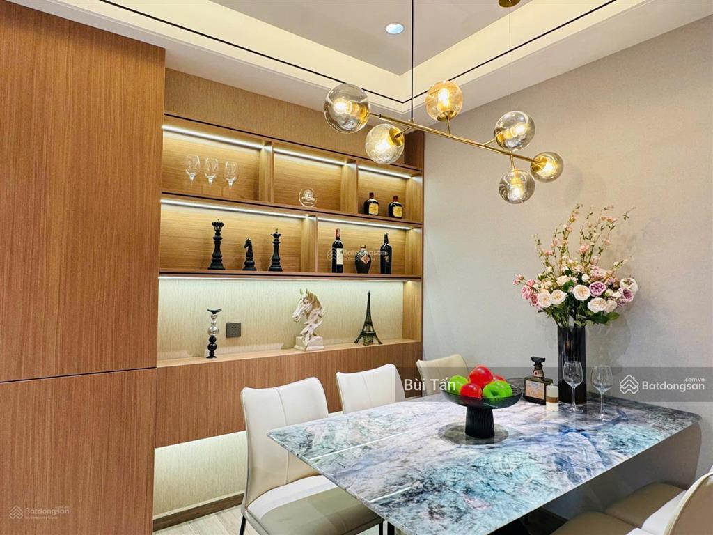 Bán căn hộ chung cư tòa yên hòa sunshine vũ phạm hàm dt 103m2, 2 phòng ngủ, 2vs, tầng trung thoáng